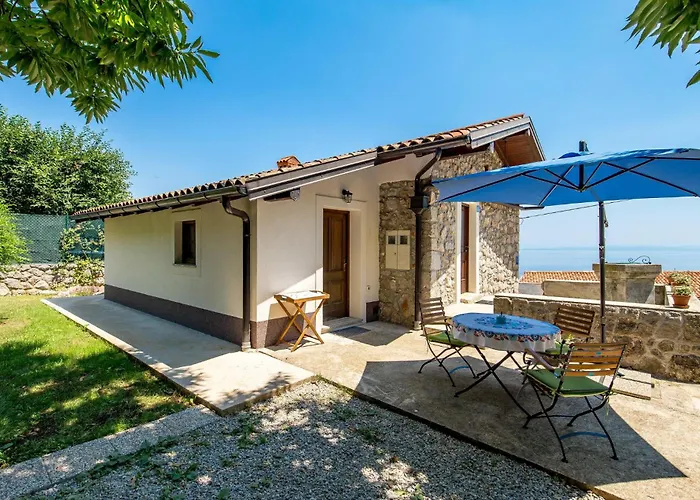 Сasa de vacaciones 1 Bedroom Amazing In Lovran