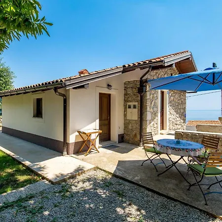 Casa vacanze Gorgeous In With House Sea View Laurana