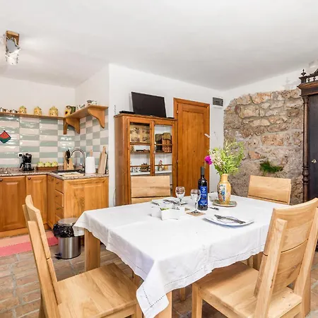 1 Bedroom Amazing In Case de vacanță