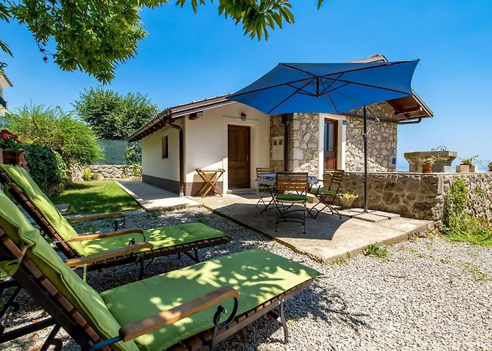 Prázdninový dům 1 Bedroom Amazing In Lovran