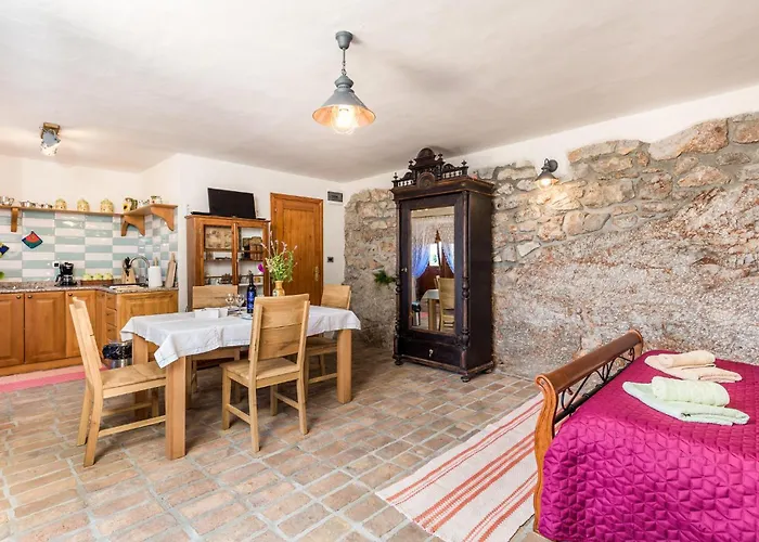 1 Bedroom Amazing In Lovran